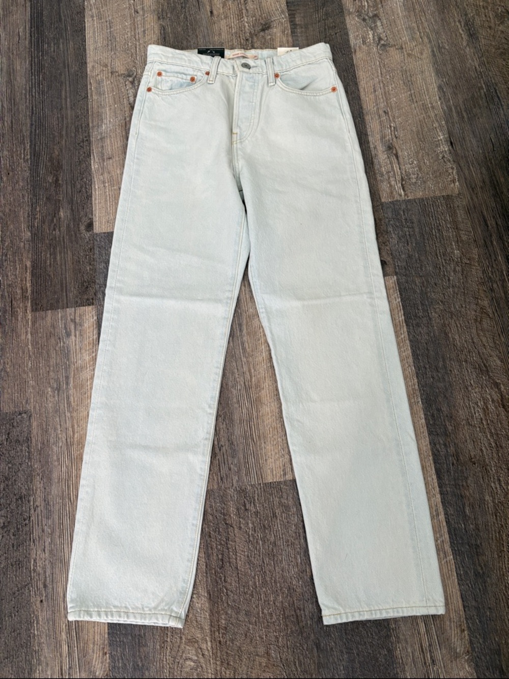 Levi's Wedgie Straight 26x28 Light Wash Straight-Leg Jeans